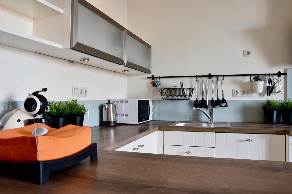 Luxury Apartment By Hi5 - Kiraly Street Suite Budapest Eksteriør billede